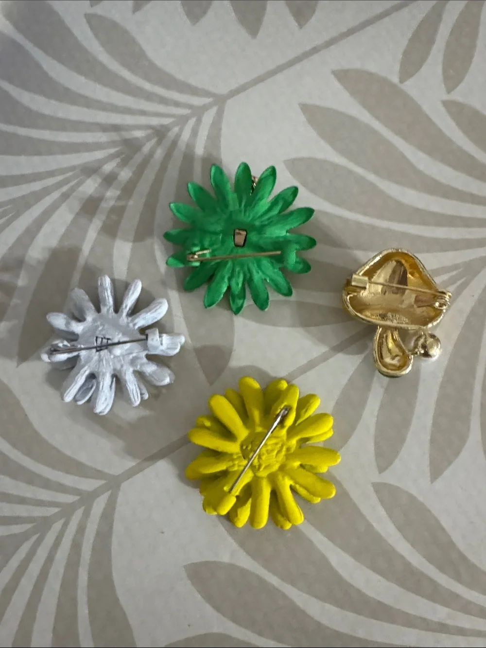 Flower & Mushroom Decorative Brooch Pins - Yellow, White, Green